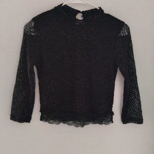 Half sleeve crop top